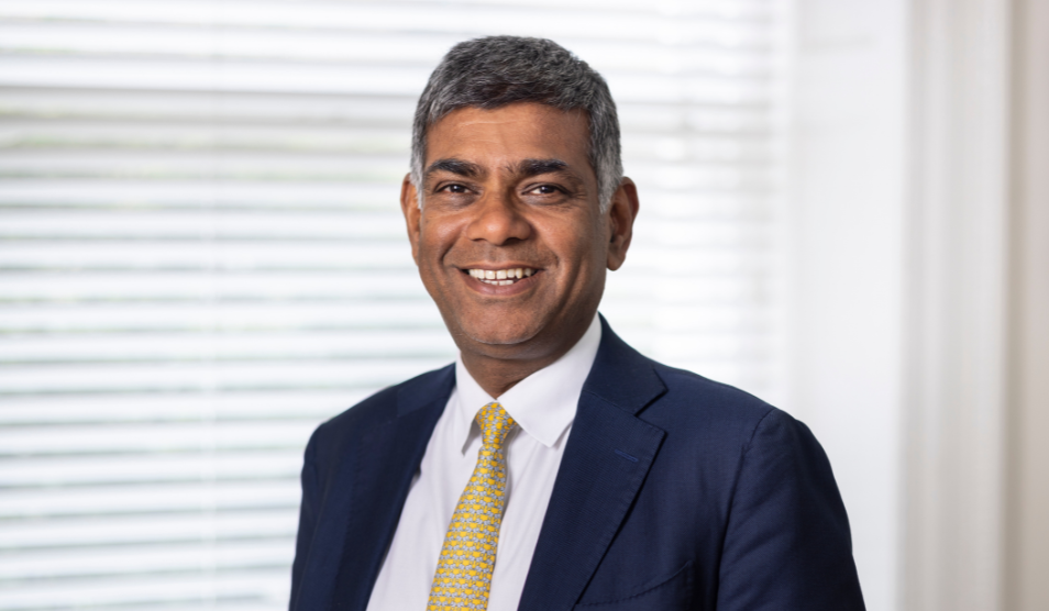 Dr Prapa Kanagaratnam
